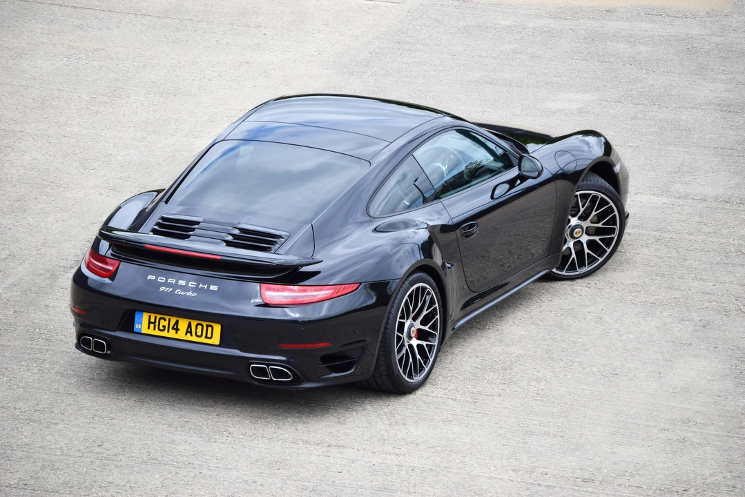 2014 Porsche 991 Turbo - Image 9 of 31