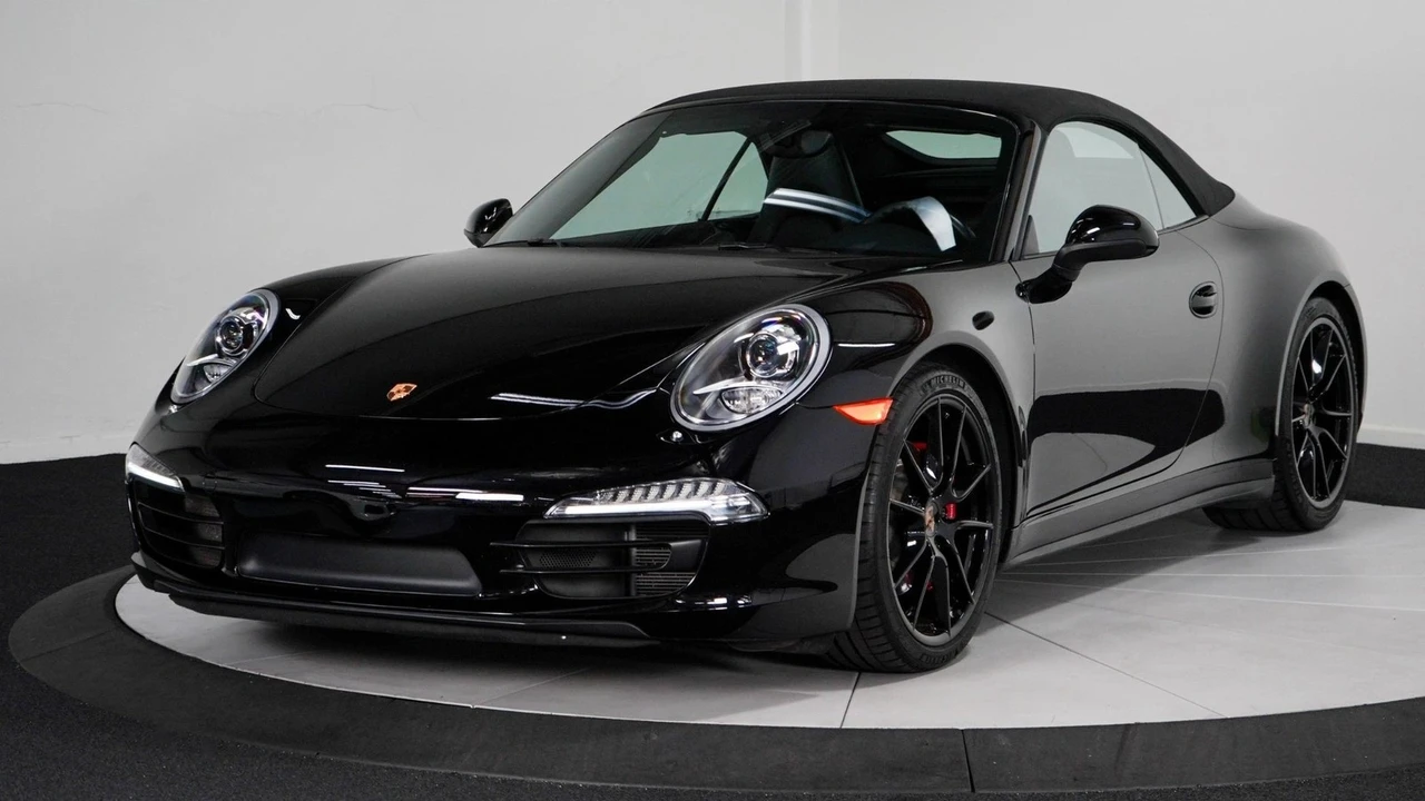 2014 Porsche 991 Carrera 4S - Image 17 of 21