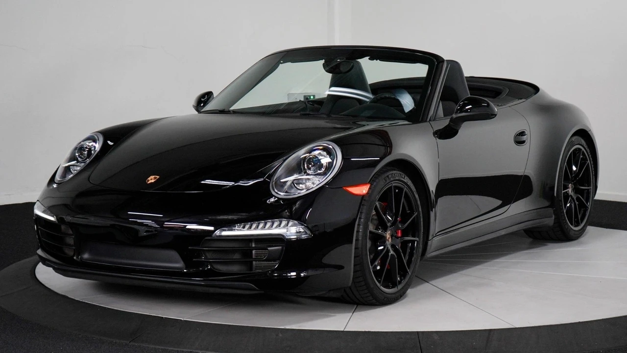 2014 Porsche 991 Carrera 4S - Image 16 of 21