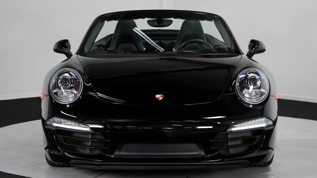 2014 Porsche 991 Carrera 4S - Image 19 of 21