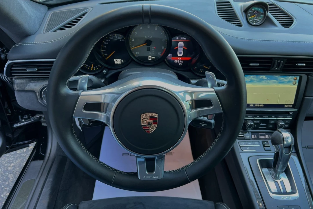 2014 Porsche 991 GT3 - Image 12 of 16