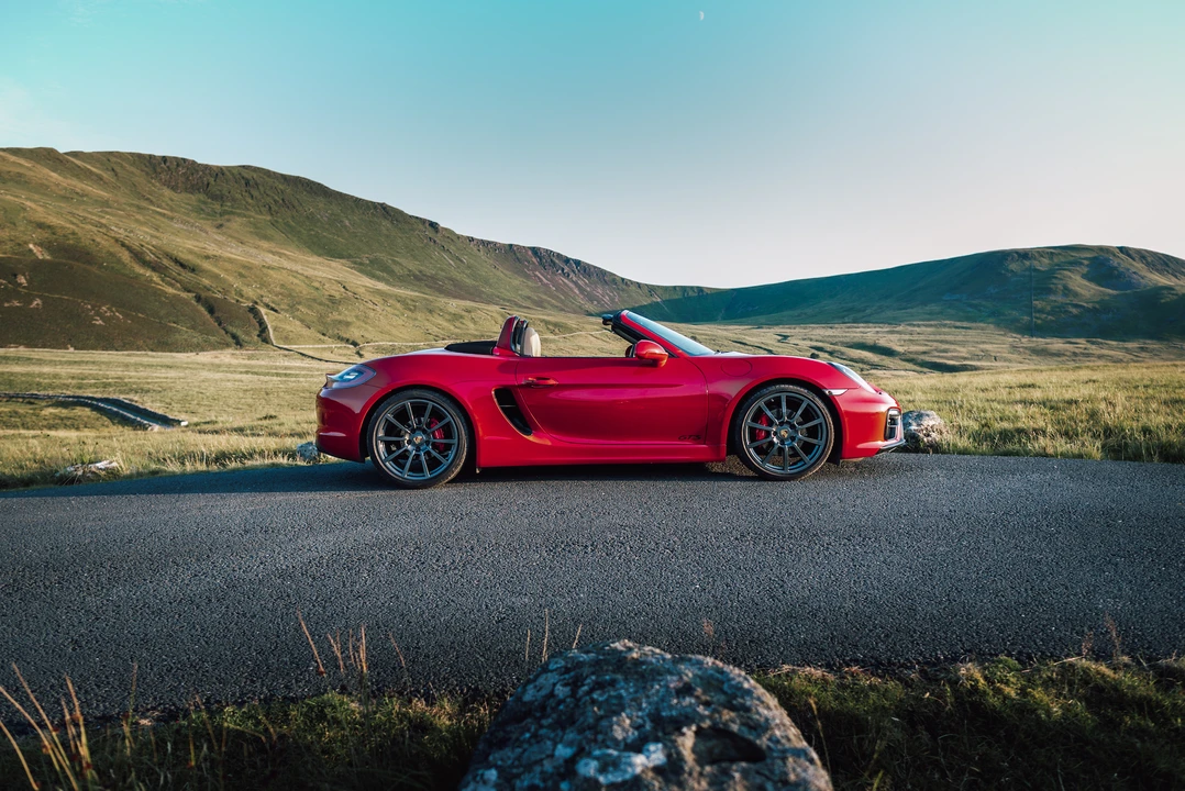 2014 Porsche 981 Boxster GTS - Image 4 of 31