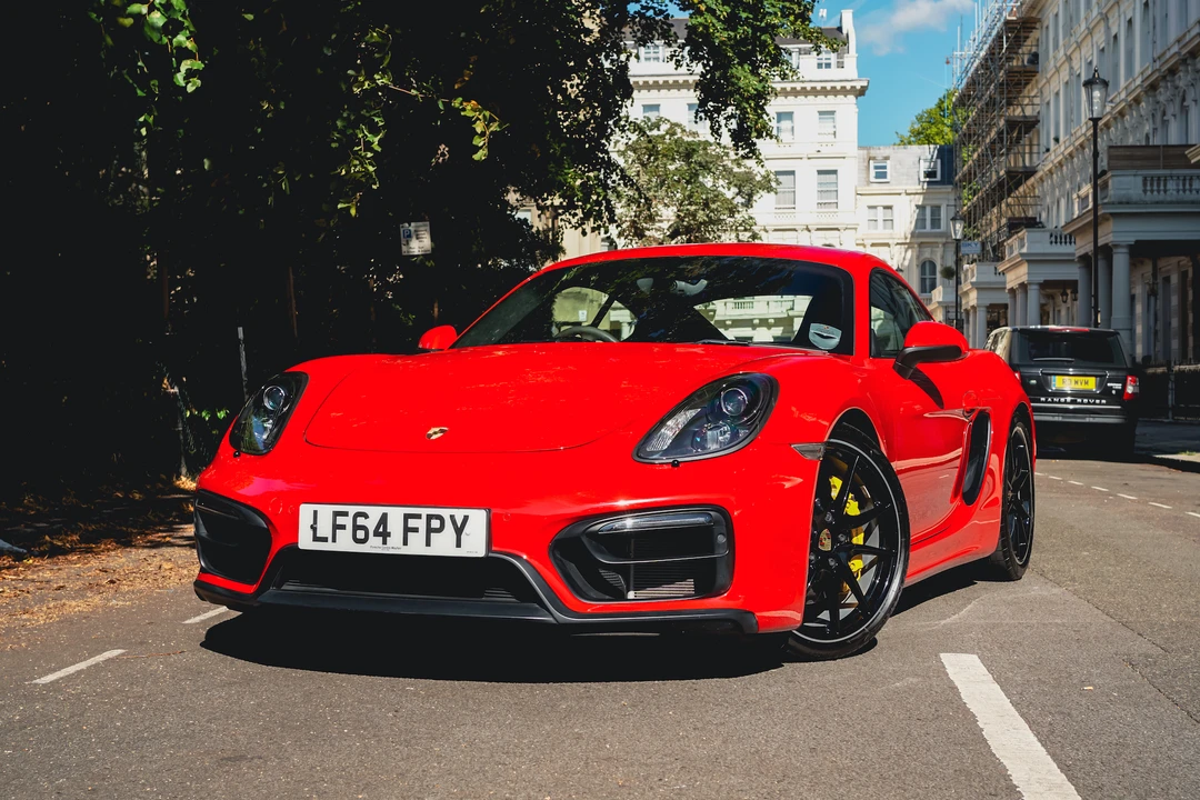 2014 Porsche 981 Cayman GTS - Image 4 of 31