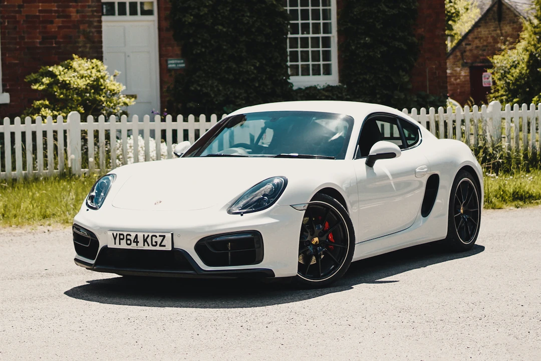 2014 Porsche 981 Cayman GTS - Image 2 of 31