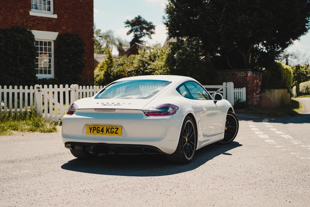 2014 Porsche 981 Cayman GTS - Image 6 of 31
