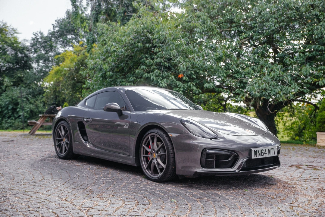 2014 Porsche 981 Cayman GTS - Image 4 of 31