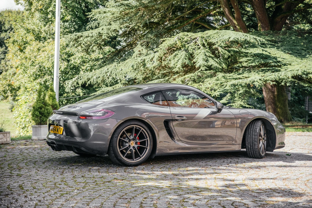 2014 Porsche 981 Cayman GTS - Image 13 of 31
