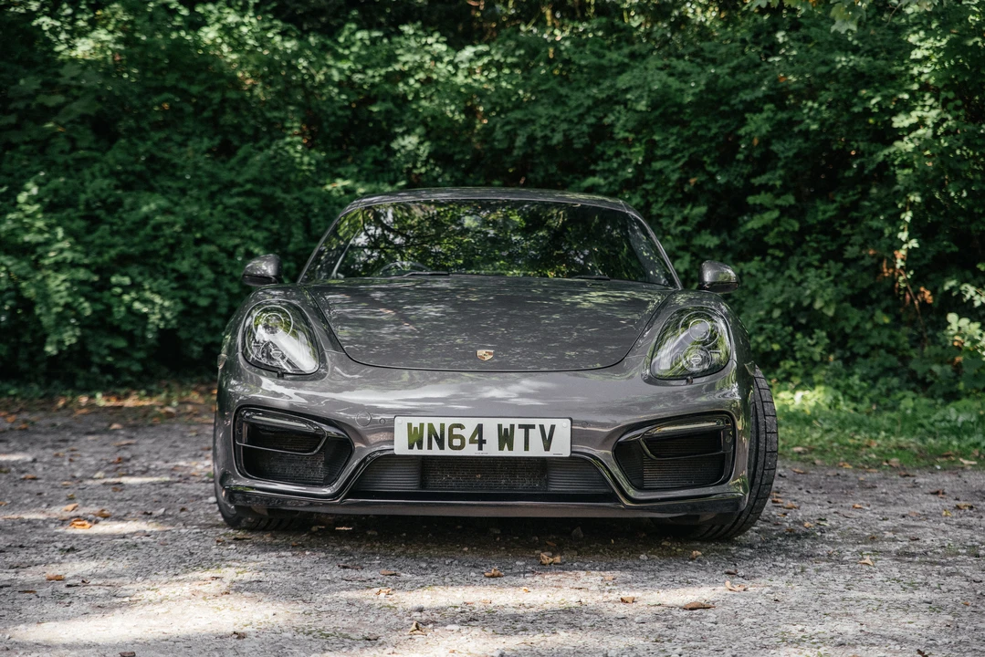 2014 Porsche 981 Cayman GTS - Image 11 of 31