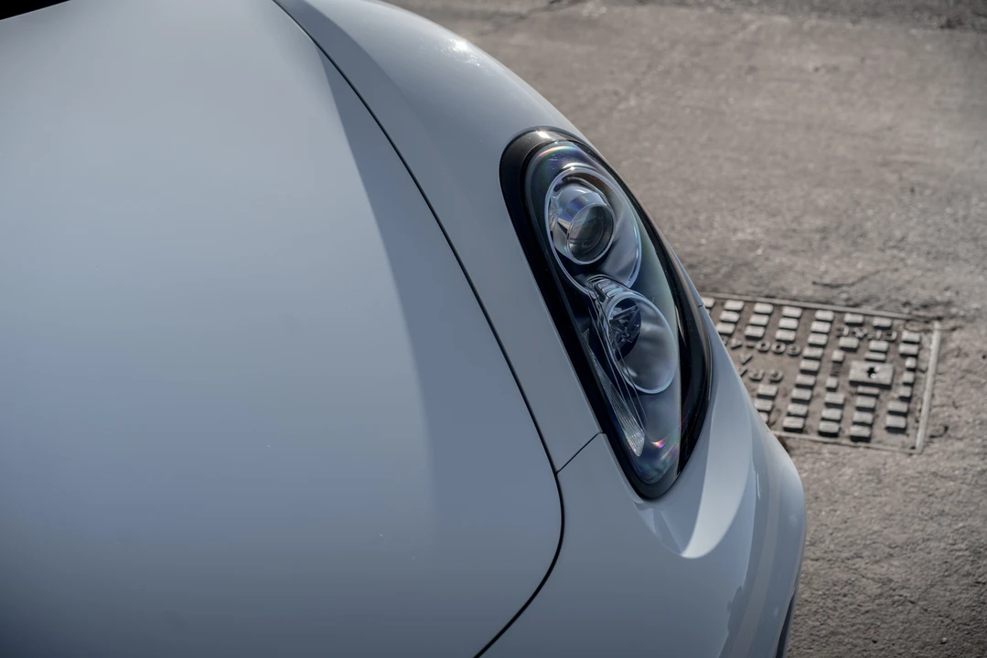 2014 Porsche 981 Cayman - Image 30 of 31