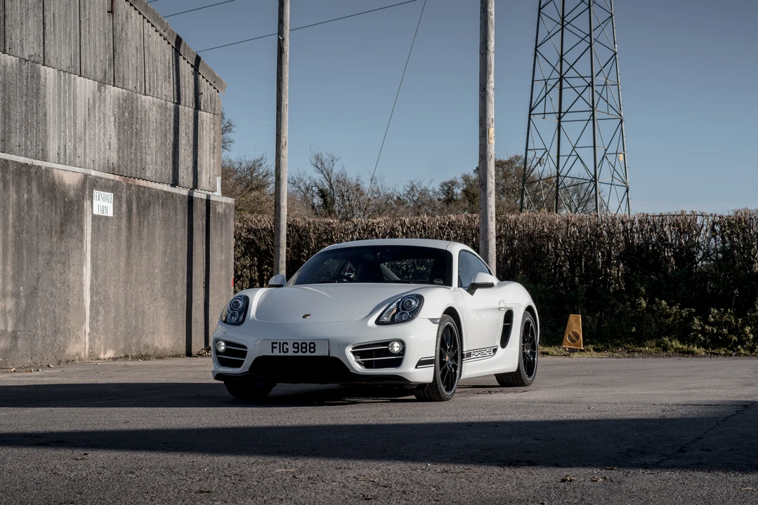 2014 Porsche 981 Cayman - Image 15 of 31