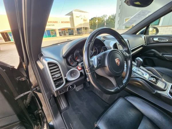 2014 Porsche 958 Cayenne - Image 16 of 21