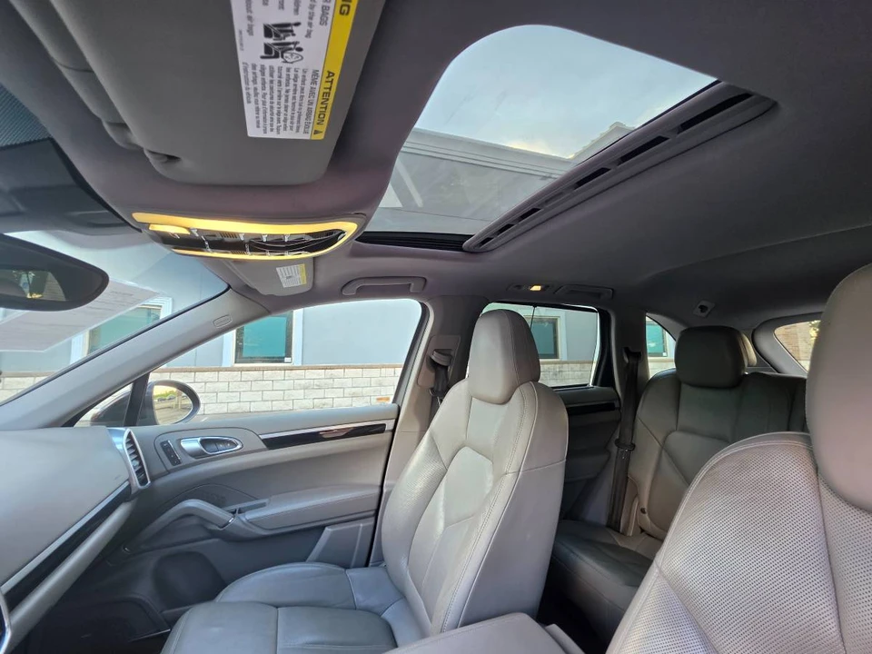 2014 Porsche 958 Cayenne S - Image 18 of 24