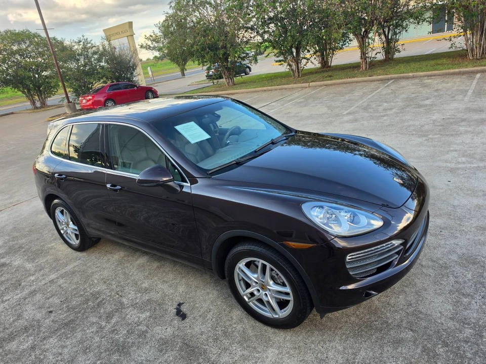 2014 Porsche 958 Cayenne S - Image 7 of 24
