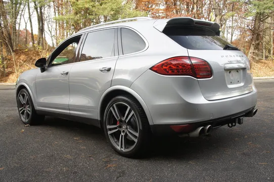 2014 Porsche 958 Cayenne Turbo S - Image 4 of 30