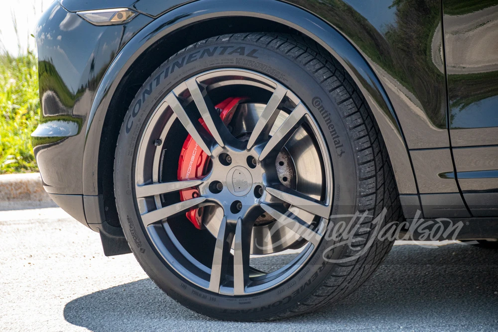 2014 Porsche 958 Cayenne Turbo S - Image 13 of 22