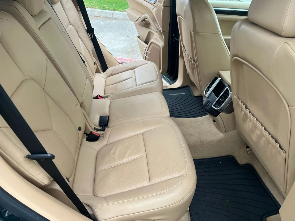 2014 Porsche 958 Cayenne - Image 29 of 31