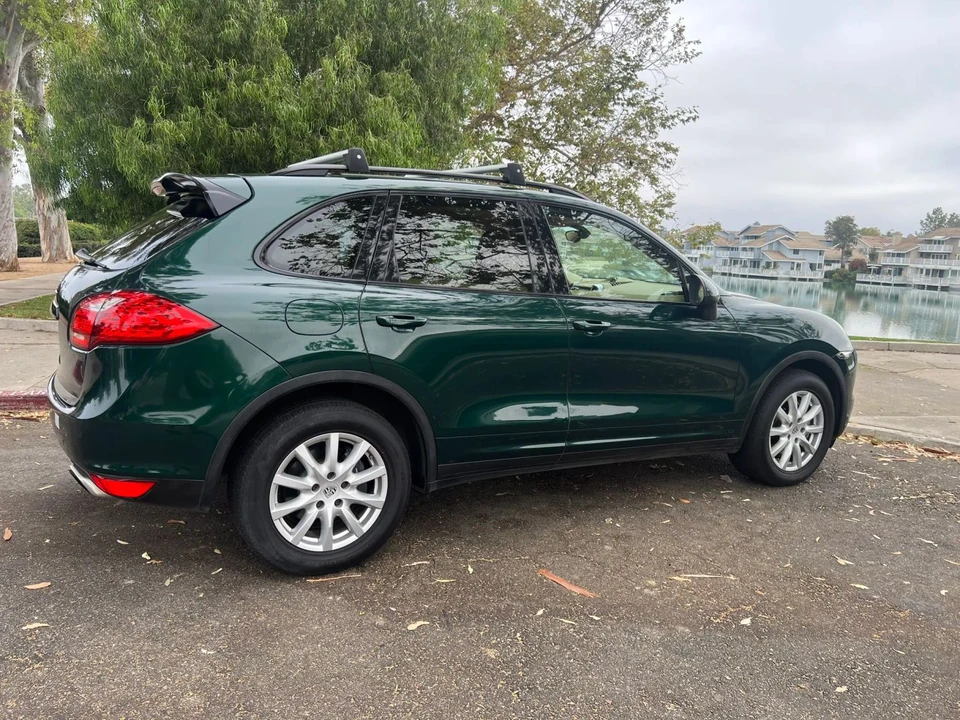 2014 Porsche 958 Cayenne - Image 13 of 31