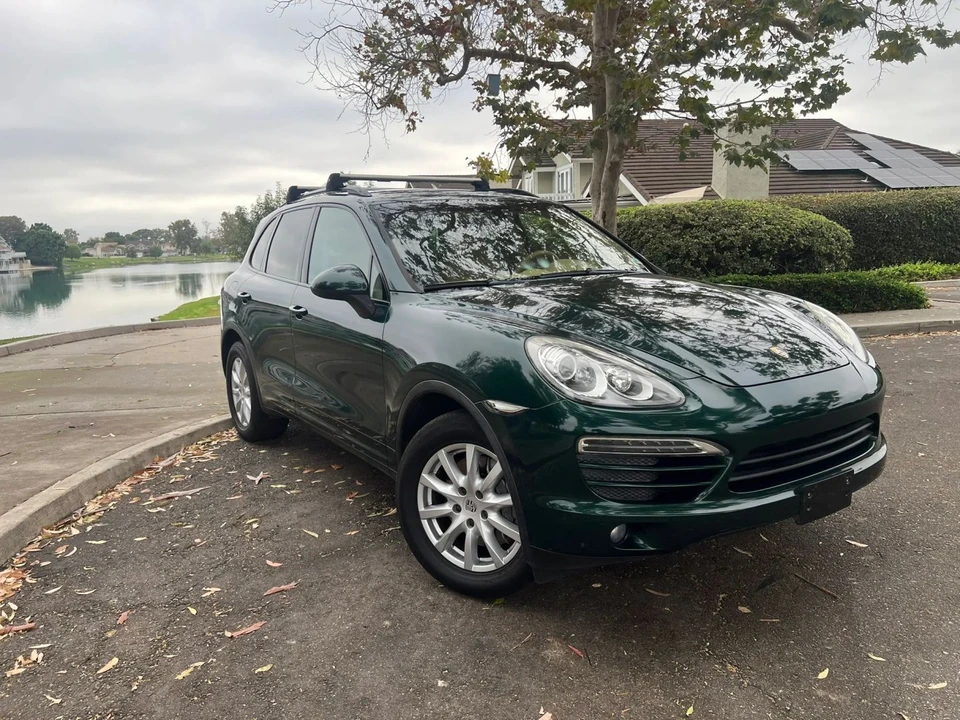2014 Porsche 958 Cayenne - Image 10 of 31