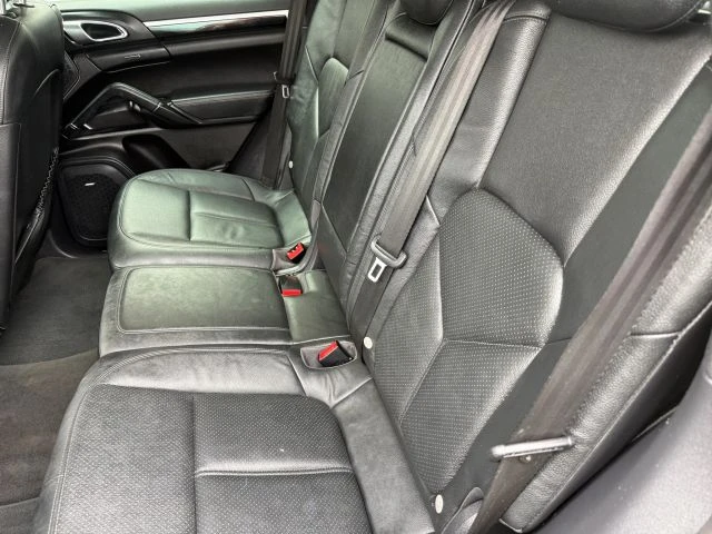 2014 Porsche 958 Cayenne - Image 18 of 20