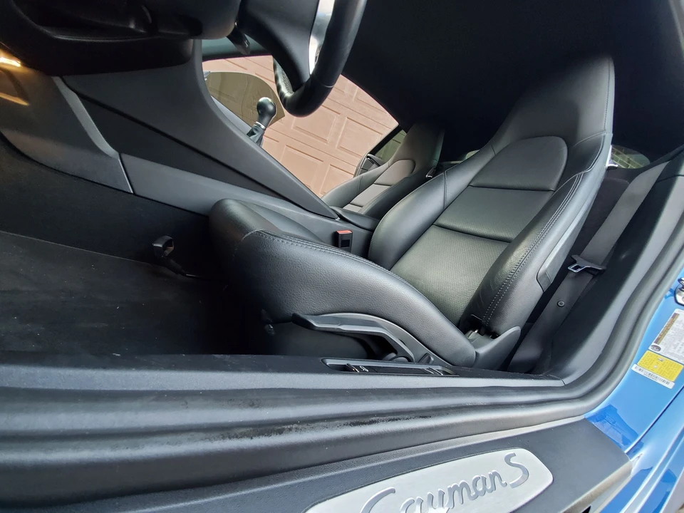 2014 Porsche 981 Cayman S - Image 24 of 30