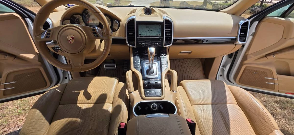 2014 Porsche 958 Cayenne S - Image 19 of 22
