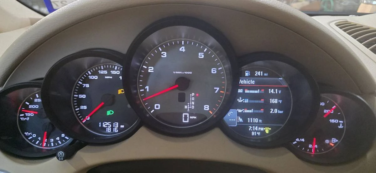 2014 Porsche 958 Cayenne S - Image 14 of 22