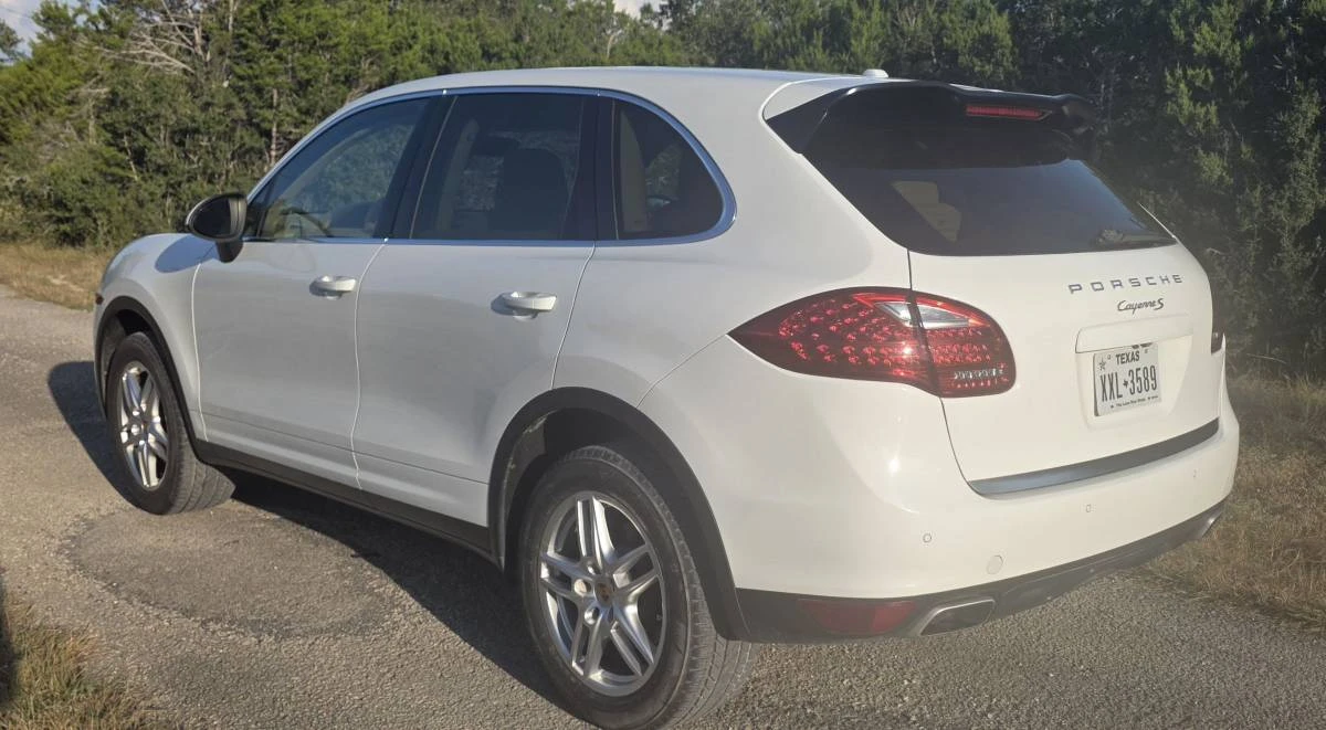 2014 Porsche 958 Cayenne S - Image 6 of 22