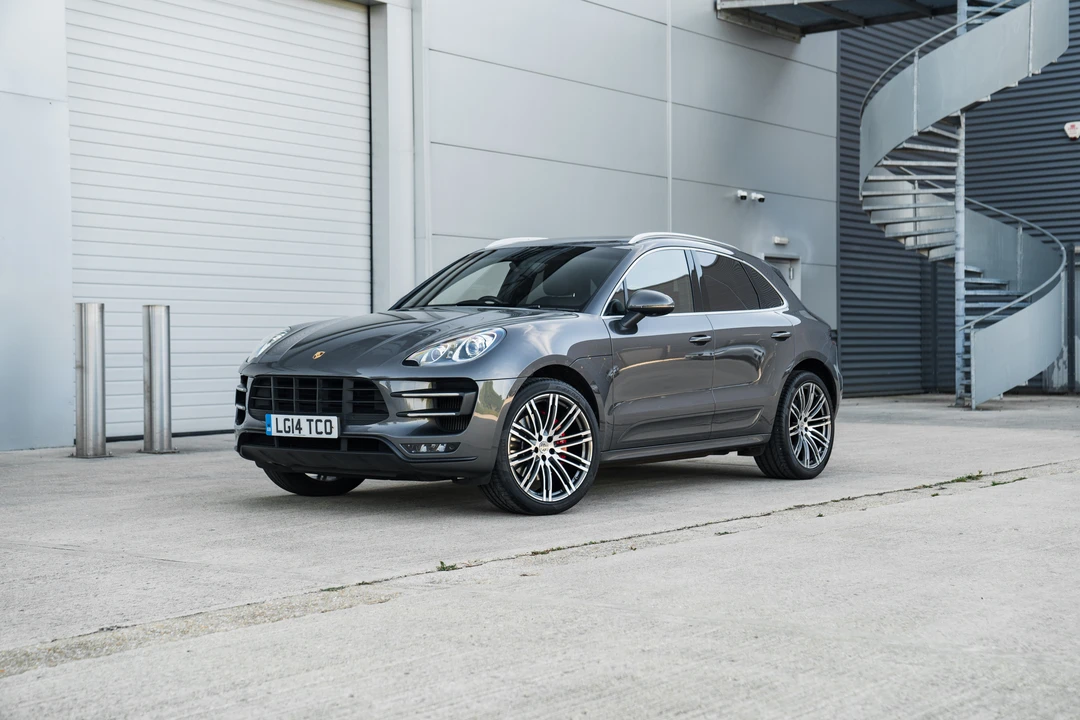 2014 Porsche Macan Turbo - Image 4 of 31