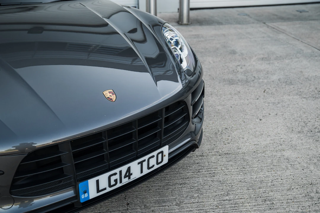 2014 Porsche Macan Turbo - Image 19 of 31