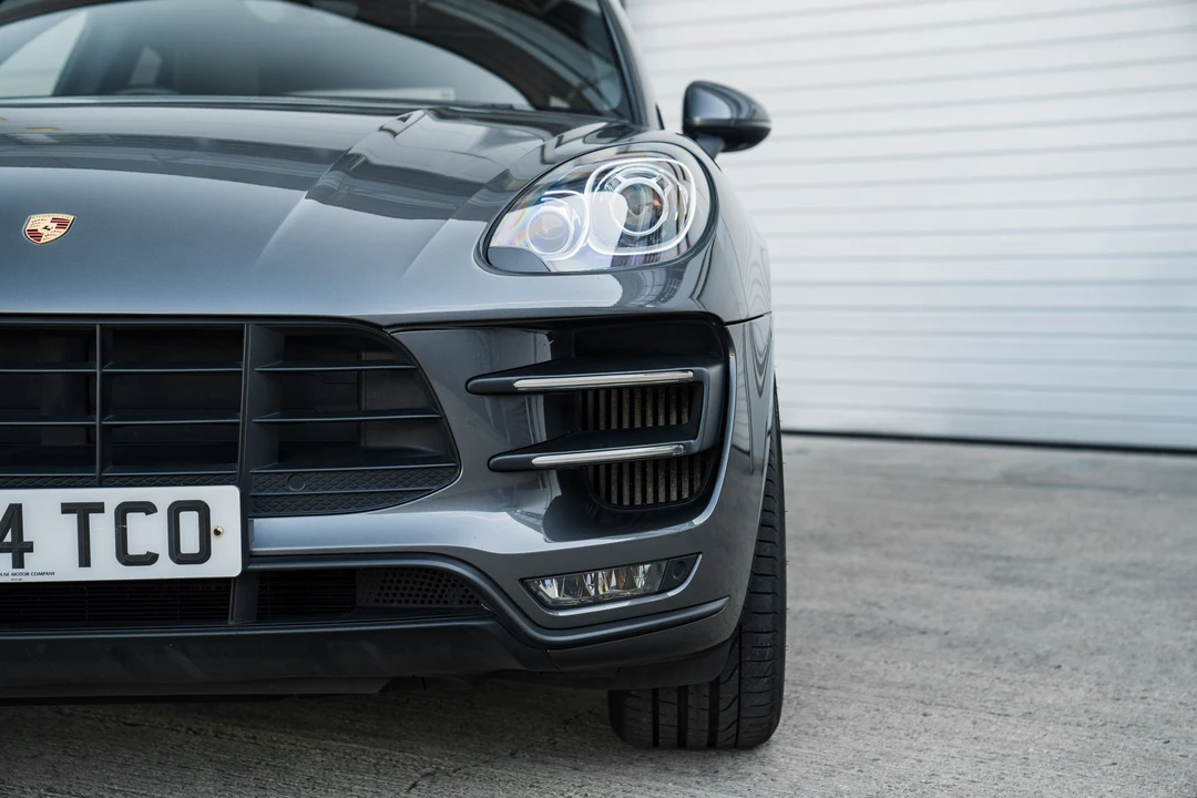2014 Porsche Macan Turbo - Image 23 of 31