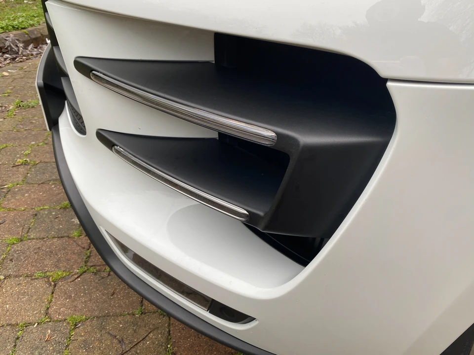 2014 Porsche Macan Turbo - Image 23 of 31