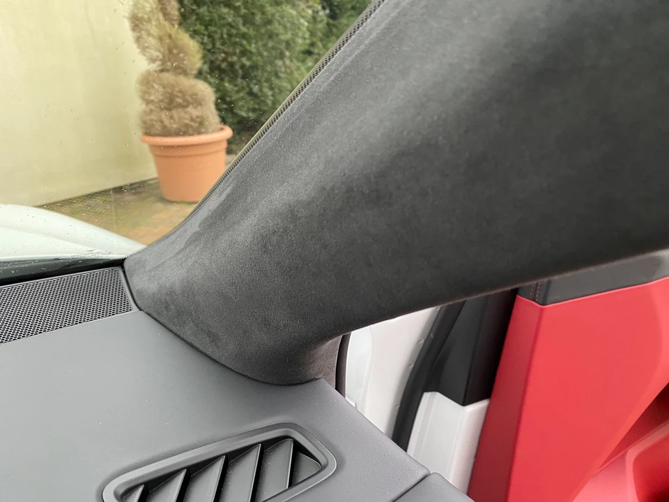 2014 Porsche Macan Turbo - Image 30 of 31