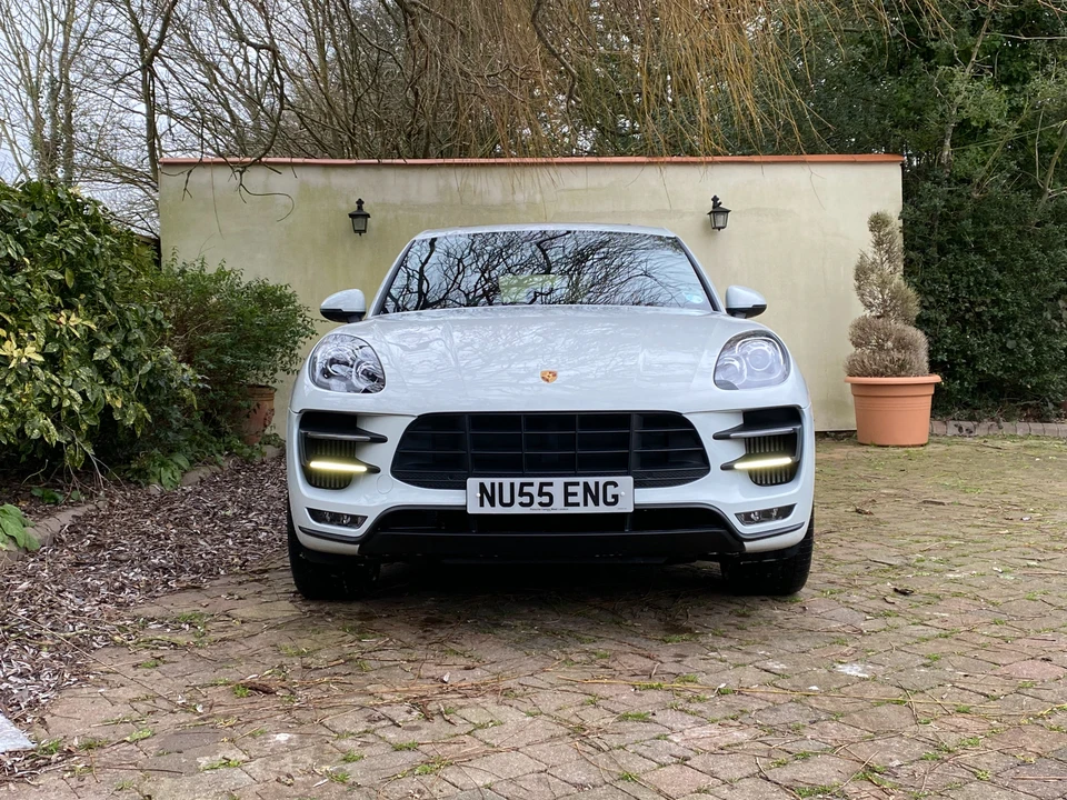 2014 Porsche Macan Turbo - Image 5 of 31