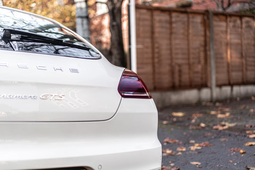 2014 Porsche 970 Panamera GTS - Image 24 of 31
