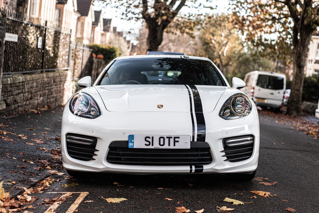 2014 Porsche 970 Panamera GTS - Image 9 of 31