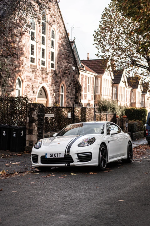 2014 Porsche 970 Panamera GTS - Image 19 of 31