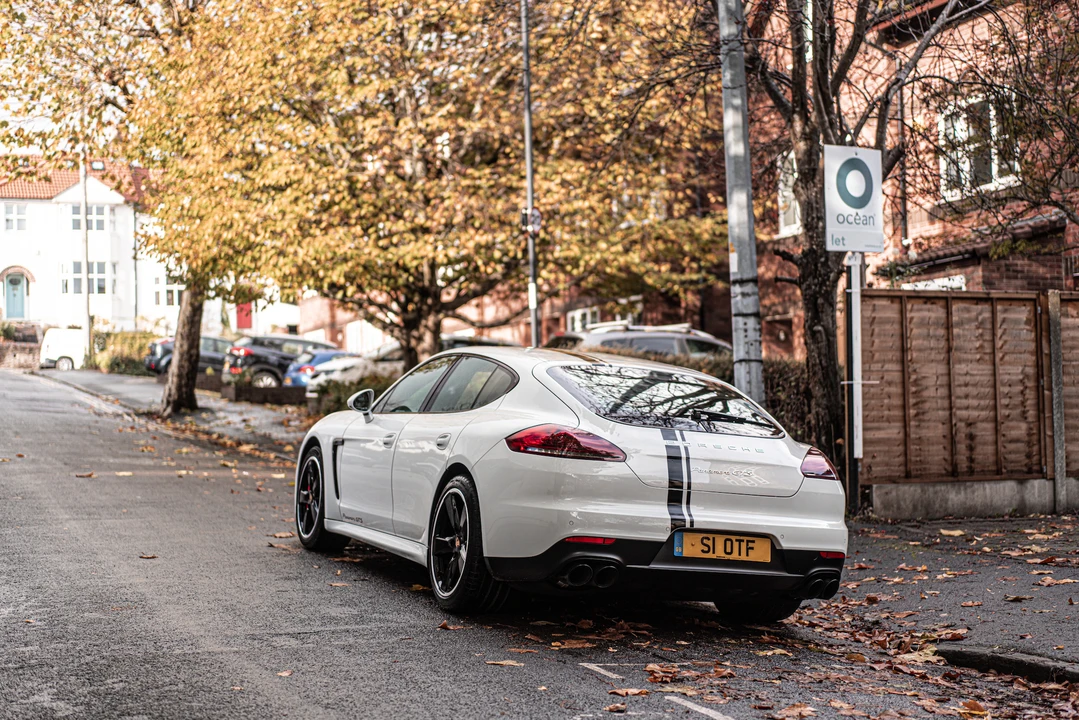 2014 Porsche 970 Panamera GTS - Image 5 of 31