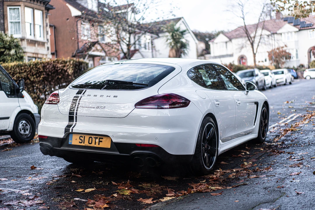 2014 Porsche 970 Panamera GTS - Image 7 of 31