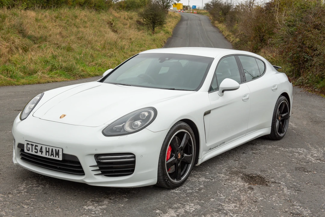 2014 Porsche 970 Panamera GTS - Image 8 of 31