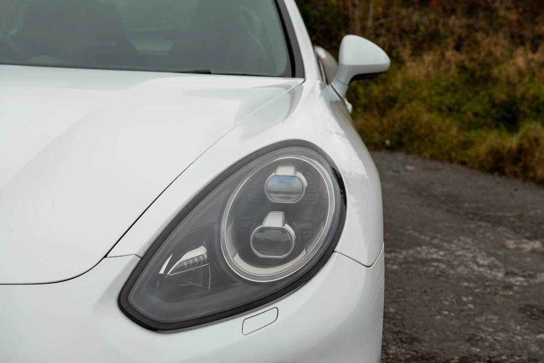2014 Porsche 970 Panamera GTS - Image 25 of 31