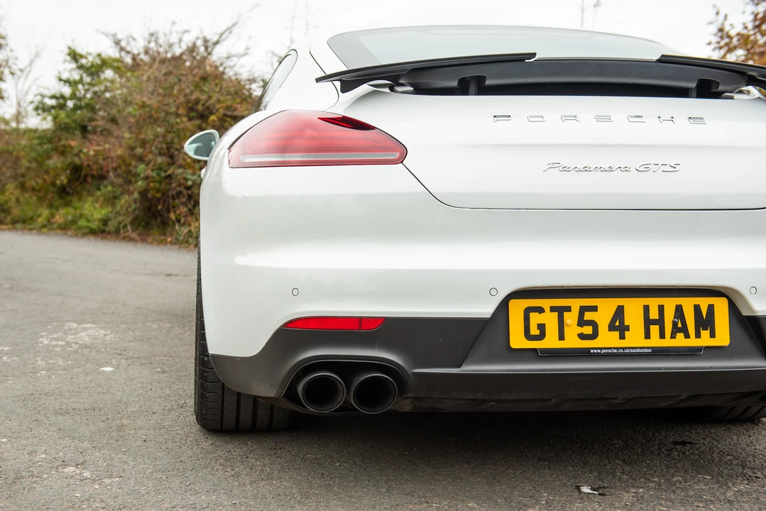 2014 Porsche 970 Panamera GTS - Image 19 of 31