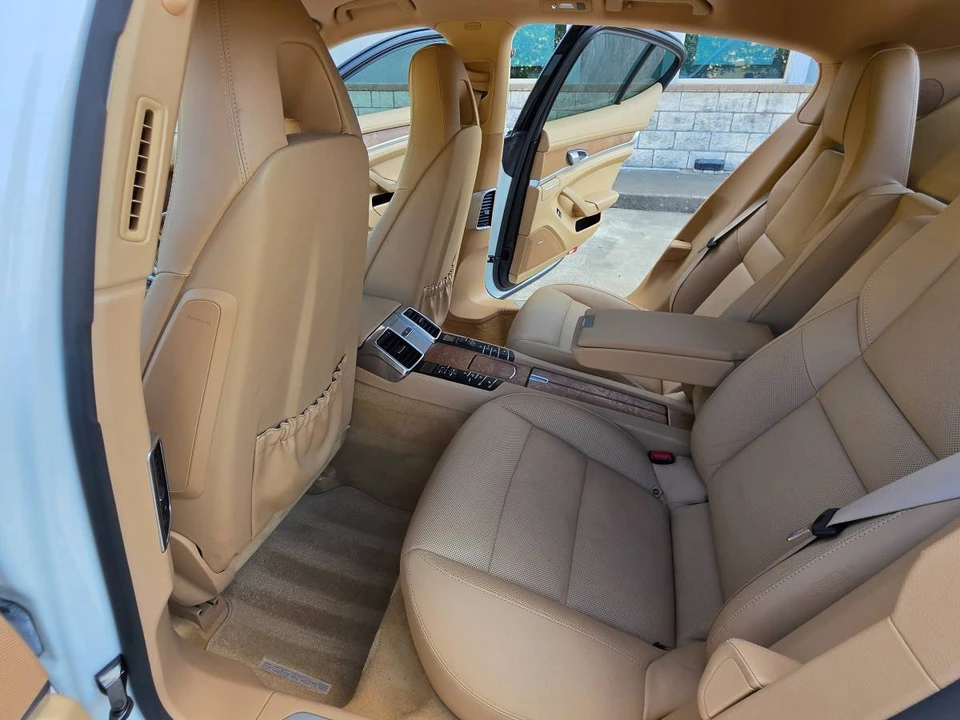 2014 Porsche 970 Panamera S - Image 11 of 23