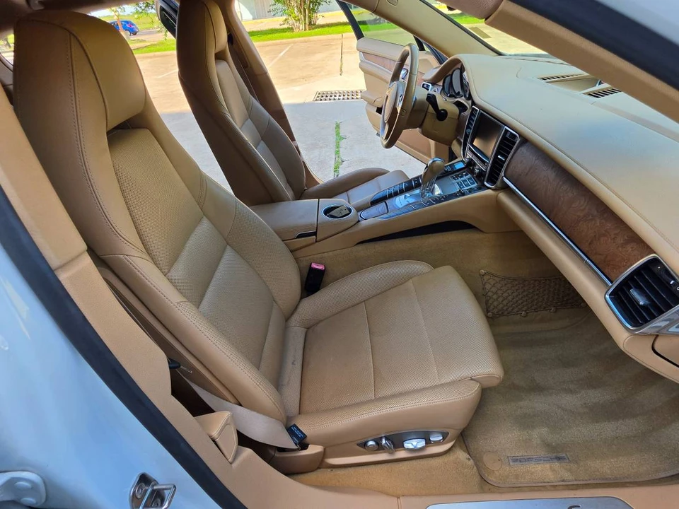 2014 Porsche 970 Panamera S - Image 9 of 23
