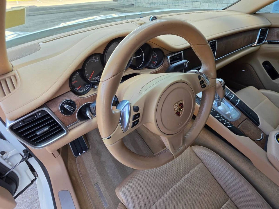 2014 Porsche 970 Panamera S - Image 13 of 23