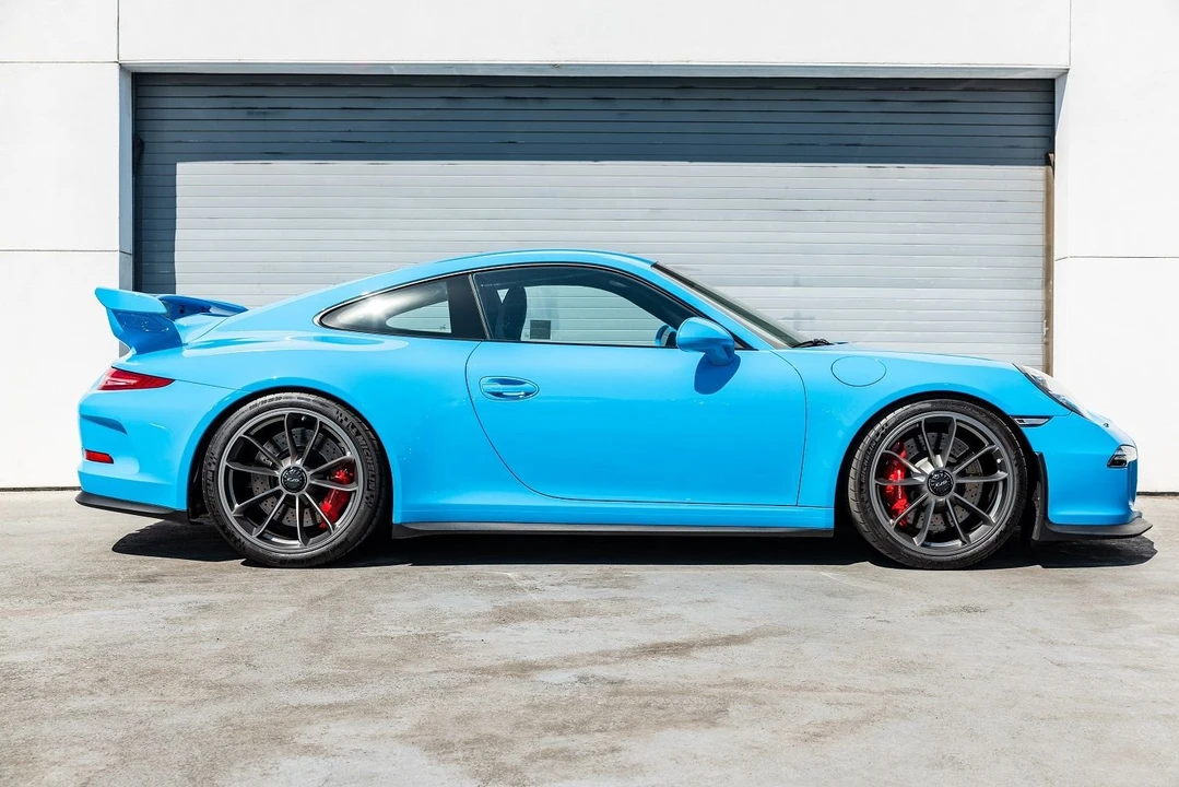 2014 Porsche 991 GT3 - Image 2 of 9