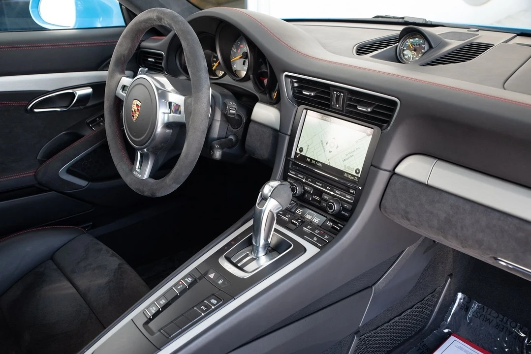 2014 Porsche 991 GT3 - Image 8 of 9