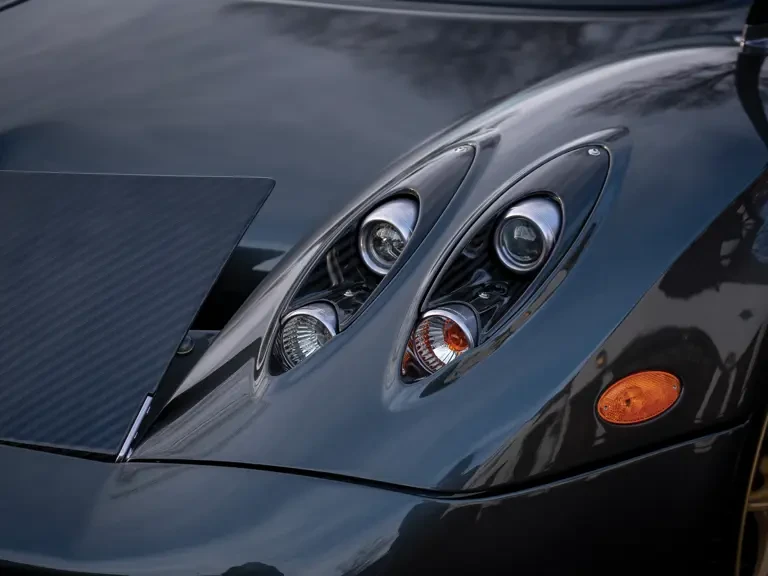 2014 Pagani Huayra - Image 18 of 31