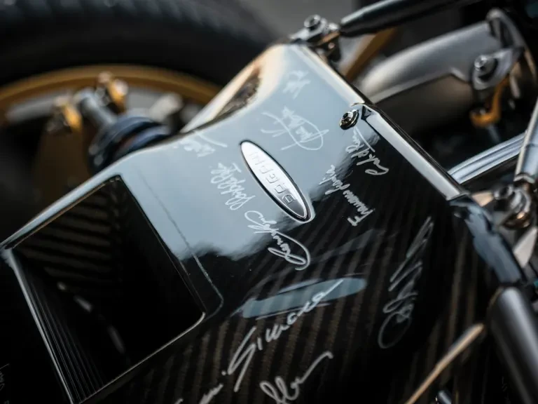 2014 Pagani Huayra - Image 31 of 31