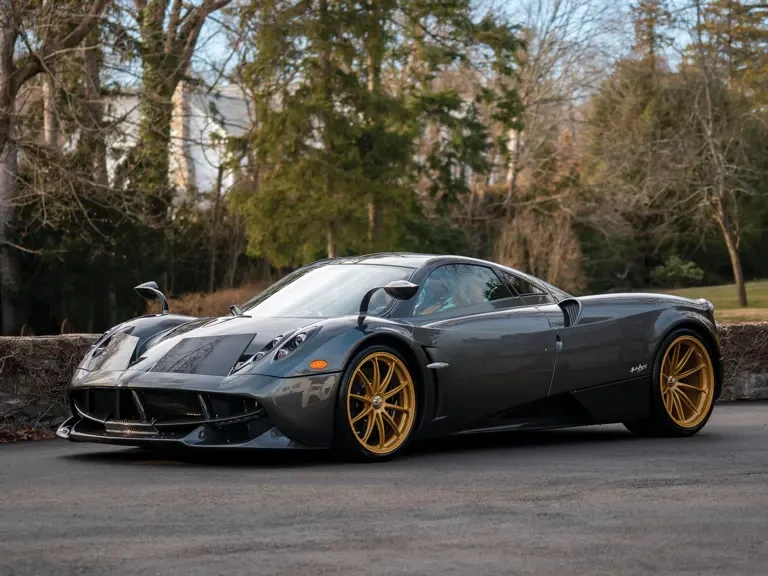 2014 Pagani Huayra - Image 2 of 31