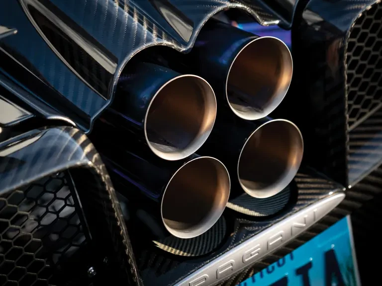 2014 Pagani Huayra - Image 23 of 31